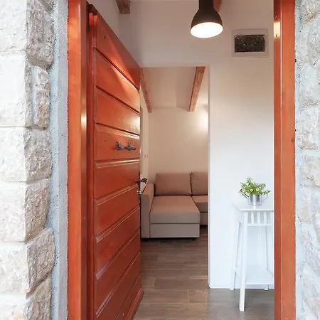 Apartment Stone House Magarac *
